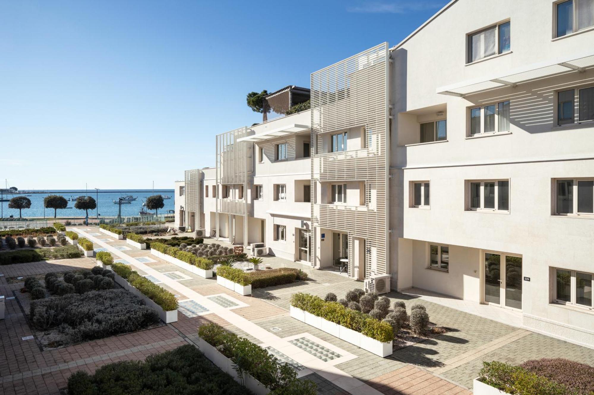 Humagum Sea View Apartment - Garden Palace אומאג מראה חיצוני תמונה