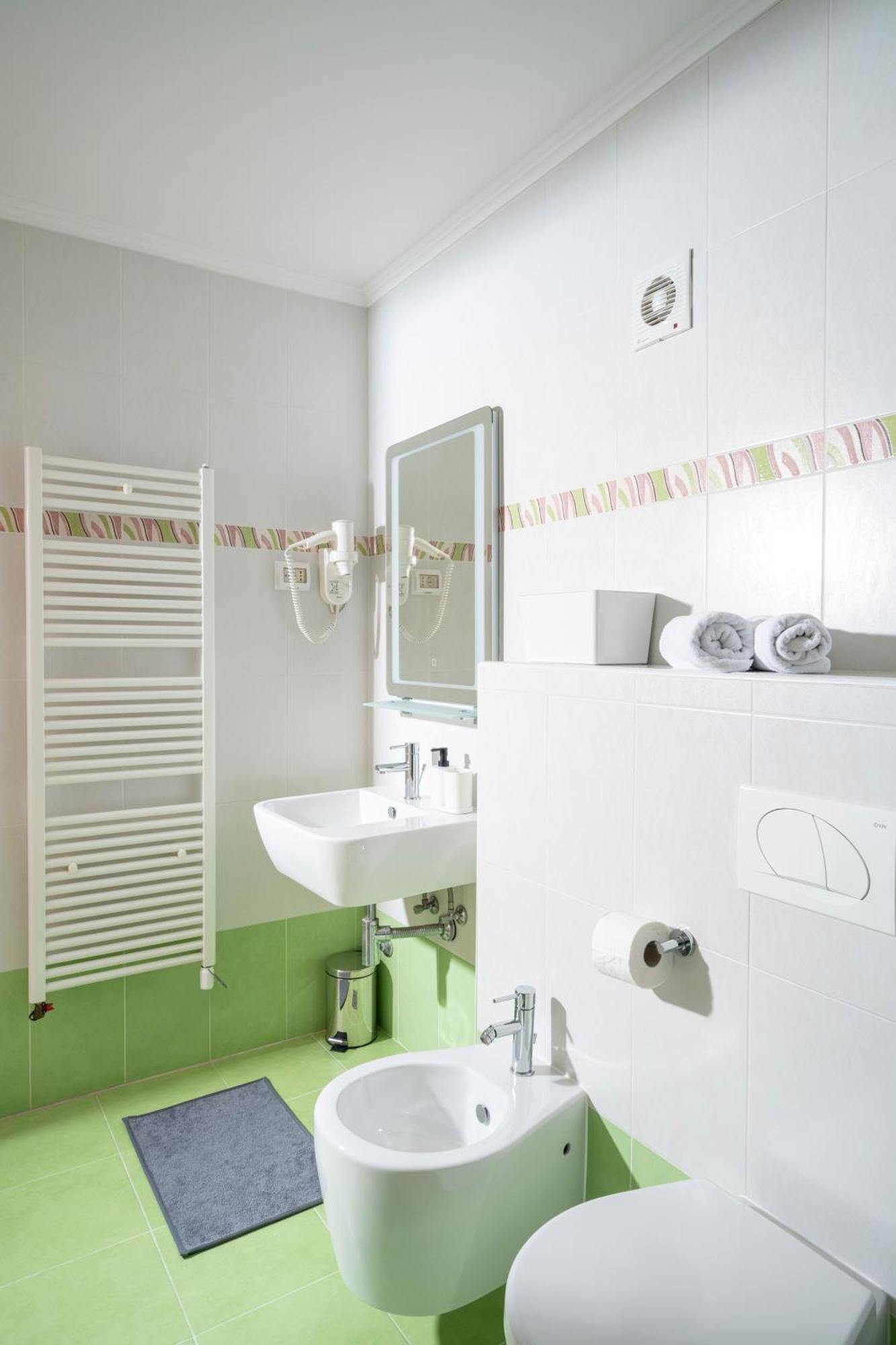 Humagum Sea View Apartment - Garden Palace אומאג מראה חיצוני תמונה