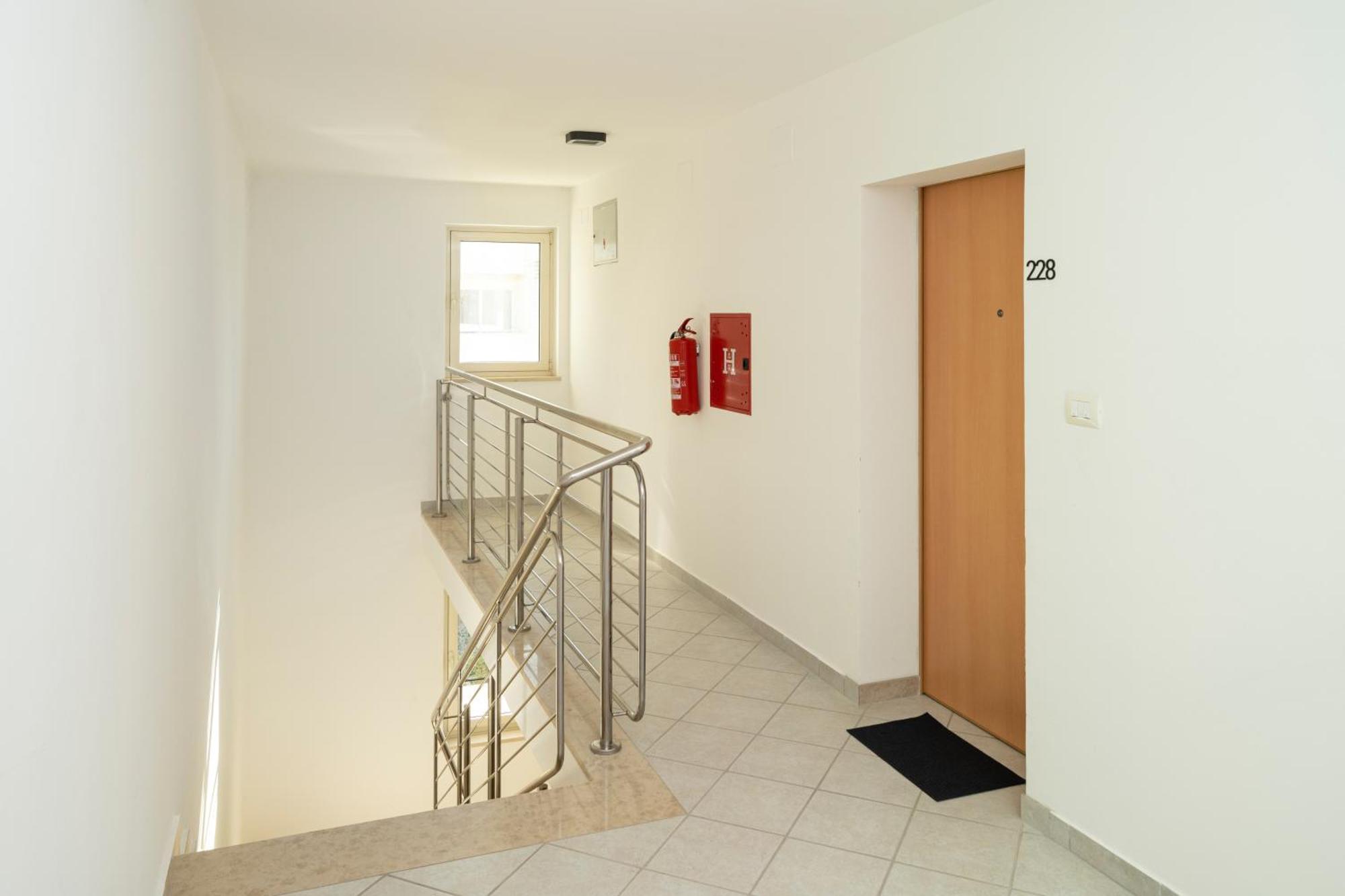 Humagum Sea View Apartment - Garden Palace אומאג מראה חיצוני תמונה